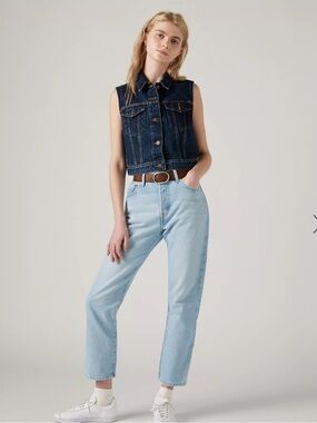 Levi Original 501 Original Cropped Light Wash 29 x 28